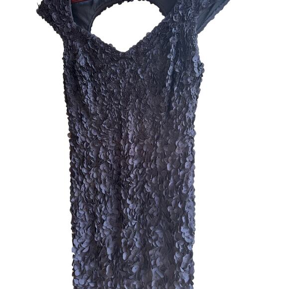 THEIA Navy Blue Beaded Petal Appliqué Dress Size 4 EUC $695 MSRP - Picture 8 of 15